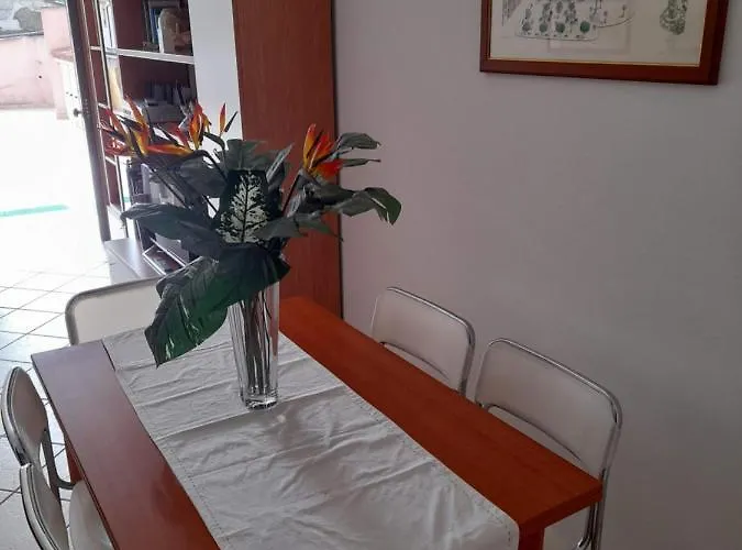 Appartement Casa Corallo Centralissimo Due Letto Cucina E Nuovo Letto Matrimoniale E Singoli Aria Condizionata Parcheggio Interno Coperto Ideale X 2 O 3 Moto *