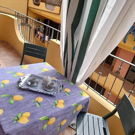 Apartment Casa Corallo: With Ac And Covered Parking