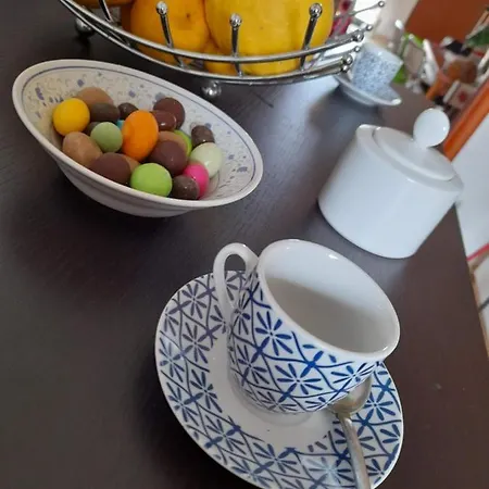 Casa Corallo Centralissimo Due Letto Cucina E Nuovo Letto Matrimoniale E Singoli Aria Condizionata Parcheggio Interno Coperto Ideale X 2 O 3 Moto 무라베라